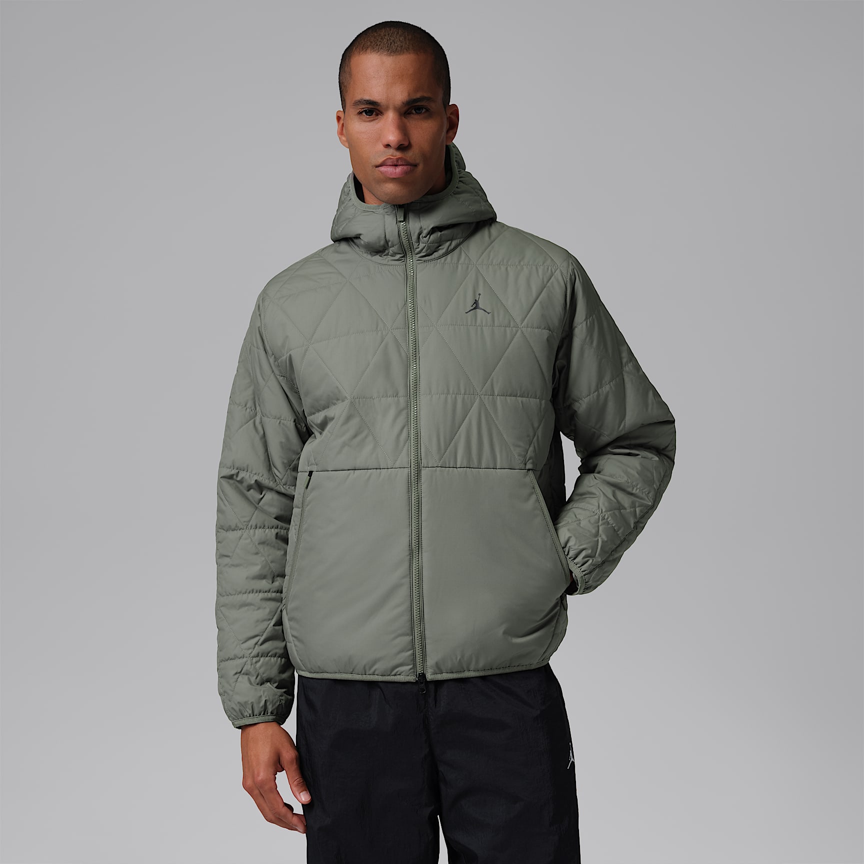 Jordan Sport Men's Therma-FIT Jacket. Nike ZA